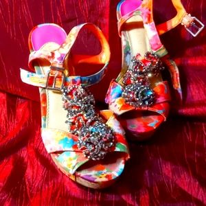 Gianni Bini wedges size 7